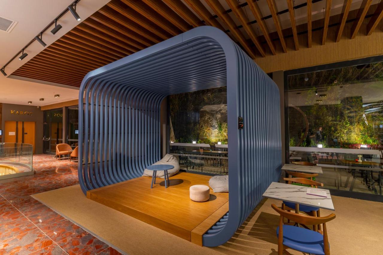 Mercure Trabzon Hotel Luaran gambar The interior of the hotel