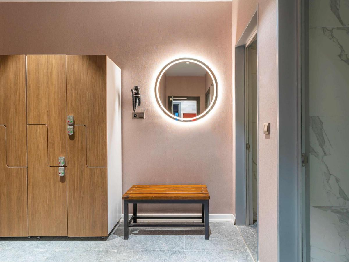 Mercure Trabzon Hotel Luaran gambar The locker room