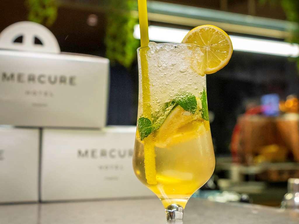 Mercure Trabzon Hotel Restoran gambar A lemon and mint cocktail